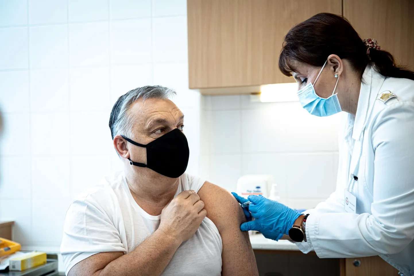 Ungari peaminister Viktor Orbán vaktsineeriti Hiina koroonavaktsiiniga Sinopharm.