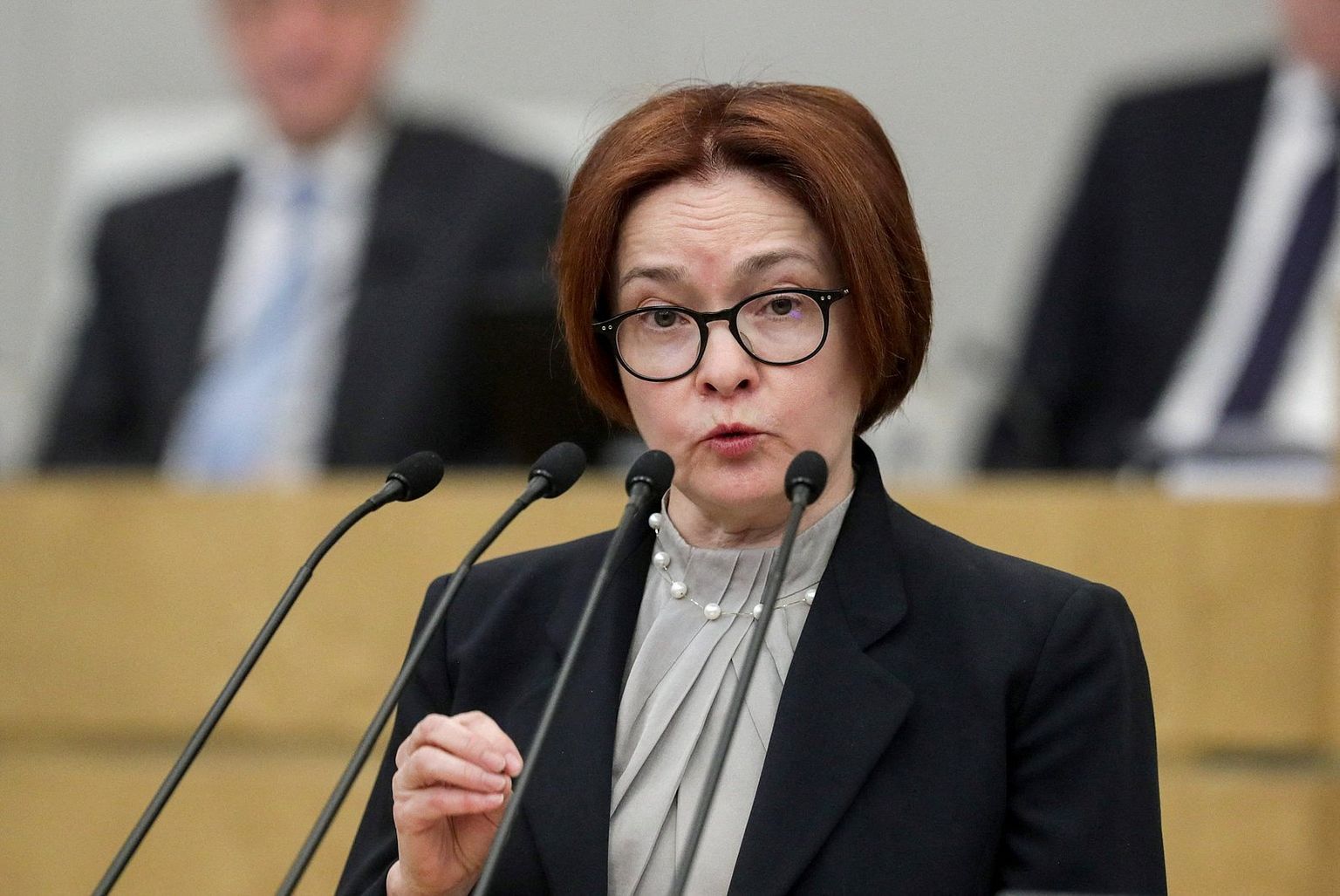 Venemaa keskpanga juht Elvira Nabiullina riigiduumale esinemas.