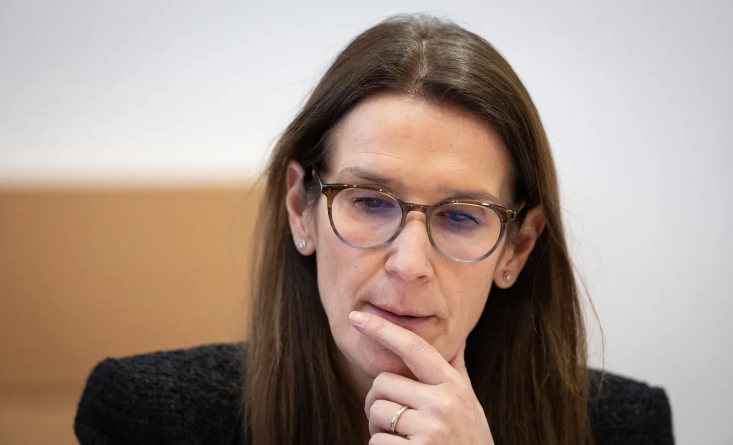 Sophie Wilmès pühendub abikaasa toetamisele.