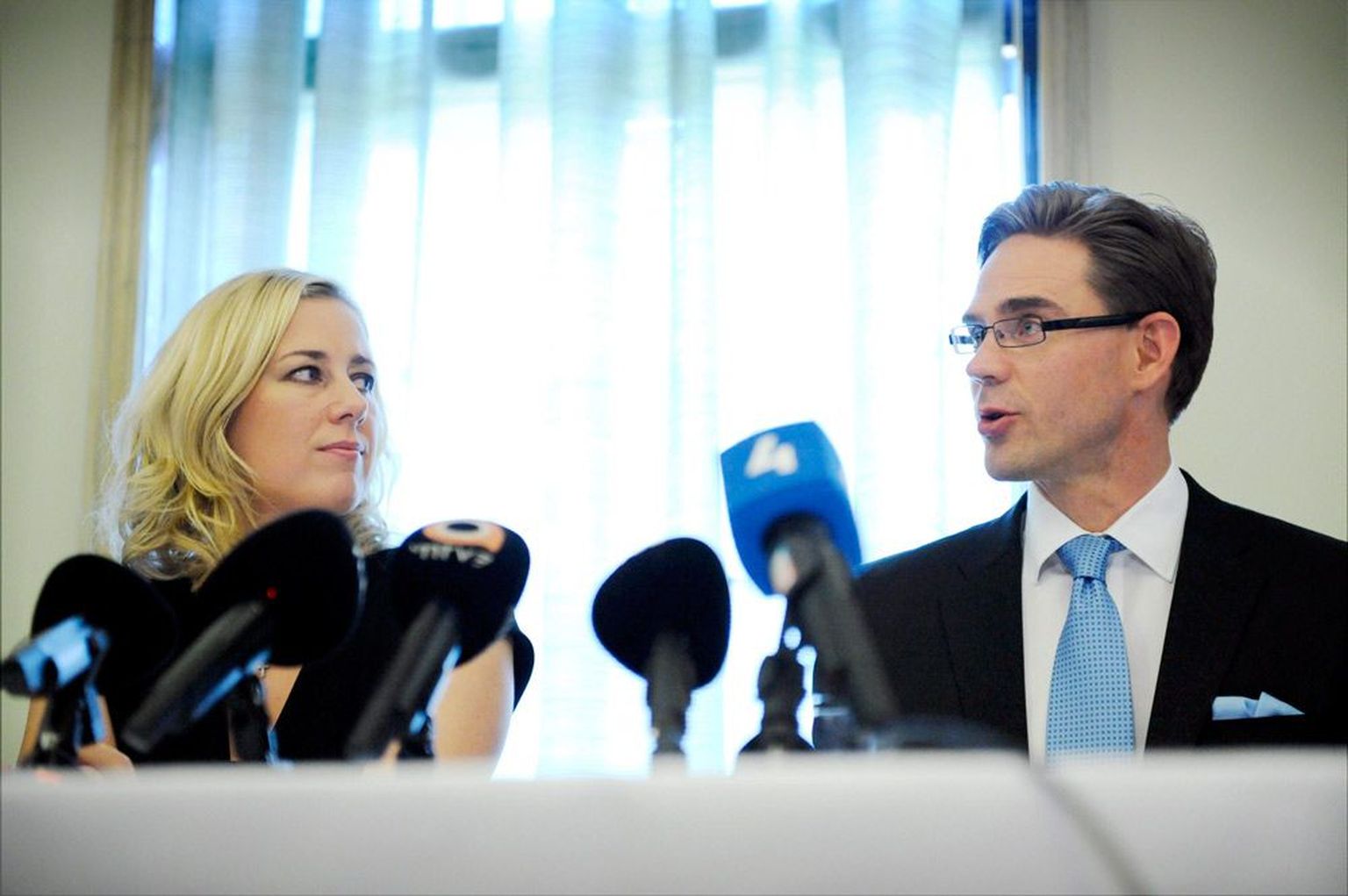 Uues valitsuses hakkavad põhiraskust kandma koonderakondlasest peaminister Jyrki Katainen ja sotsiaaldemokraadist rahandusminister Jutta Urpilainen.