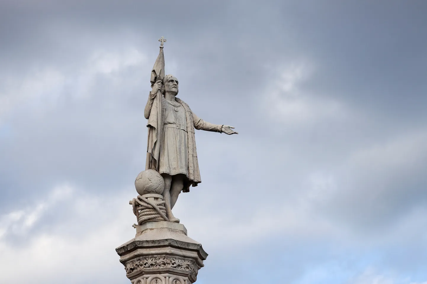 Мемориал Христофора Колумба в Мадриде.