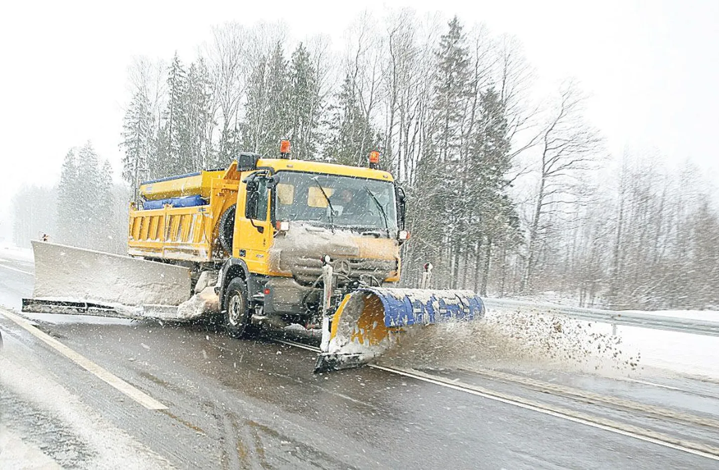 Maanteeamet hoiatab: talv jääb talveks ja suviseid teeolusid ei saa lume aegu kuidagi tagada.