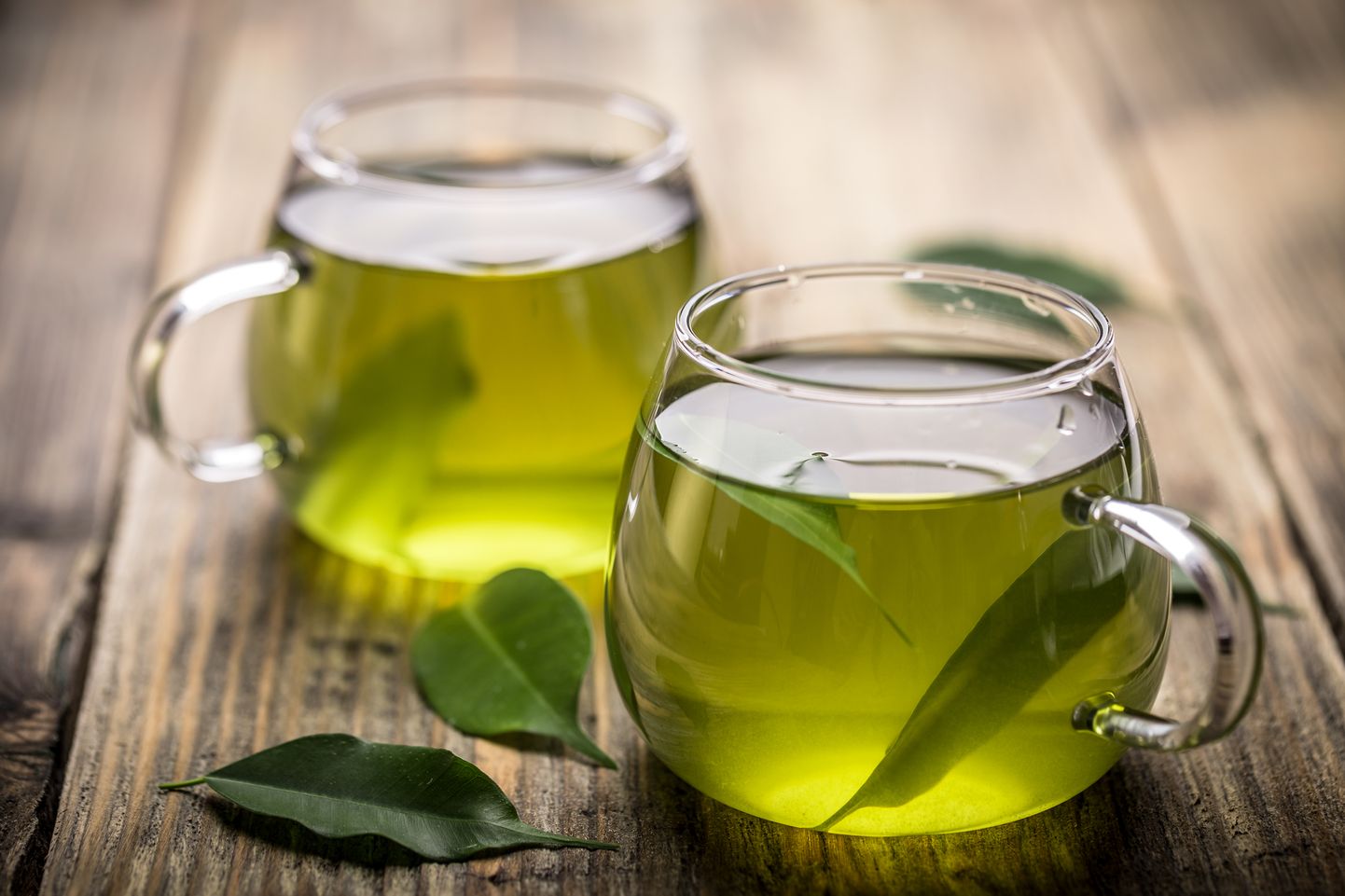 Roheline tee on kasulik, kuumalt juues võib tekitada aga söögitoruvähki.