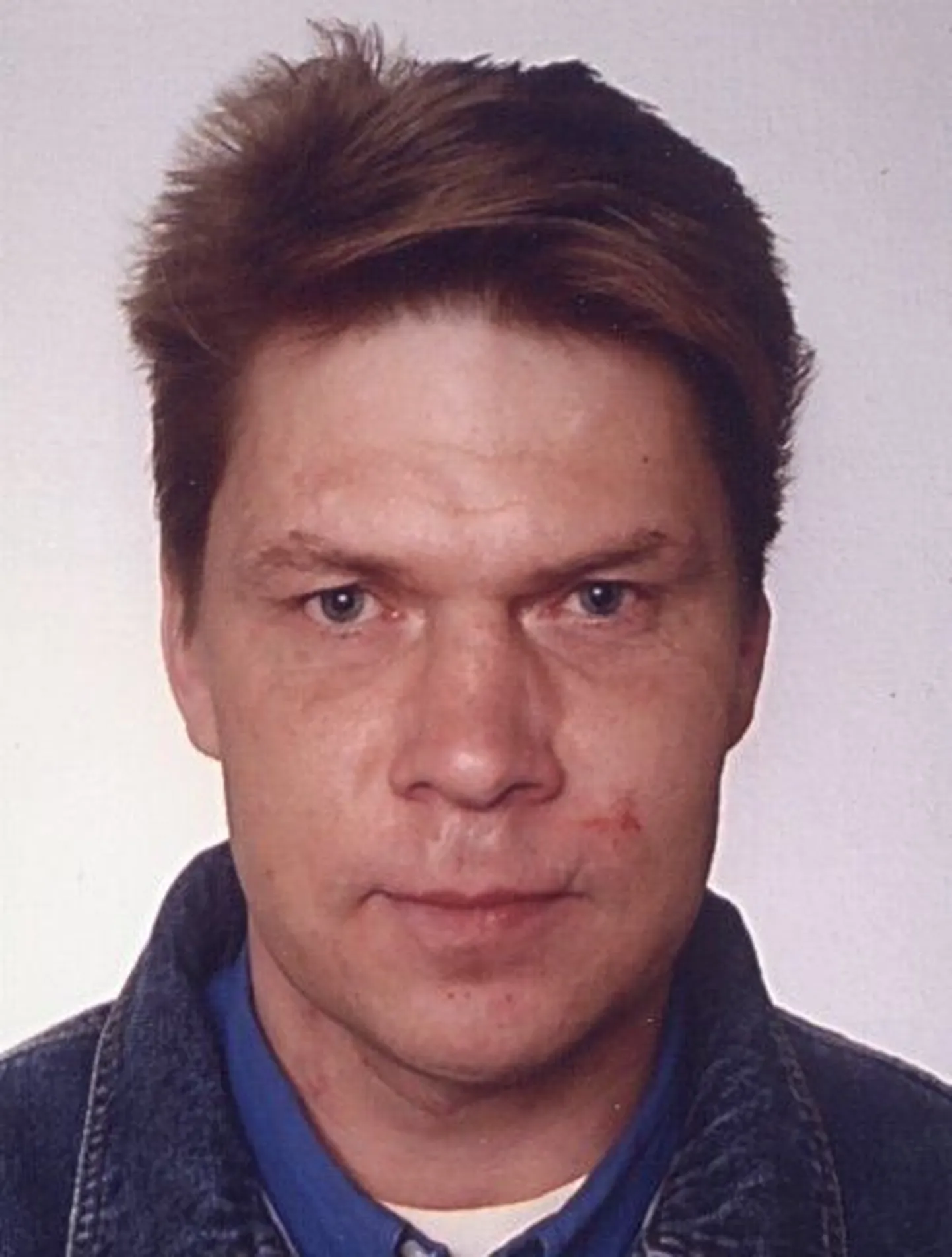 44-летний Янек.