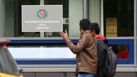 Latvijski parlament ustanovil preiskovalno komisijo za ocenjevanje ureditve priseljevanja