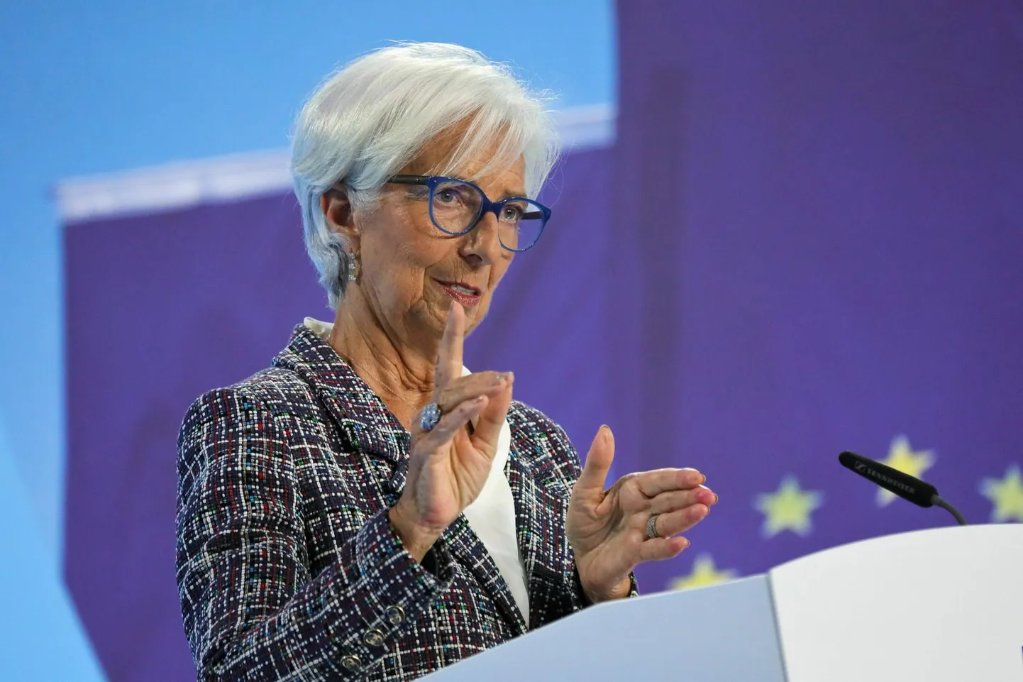 Euroopa Keskpanga president Christine Lagarde on kindlalt seda meelt, et keskpank peab hoolikalt jälgima majandusnäitajaid, mitte lähtuma soovidest.
