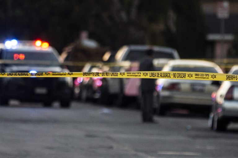 Paik Los Angeleses Westmountis, kus politsei tulistas aframeeriklast Dijon Kizzeed