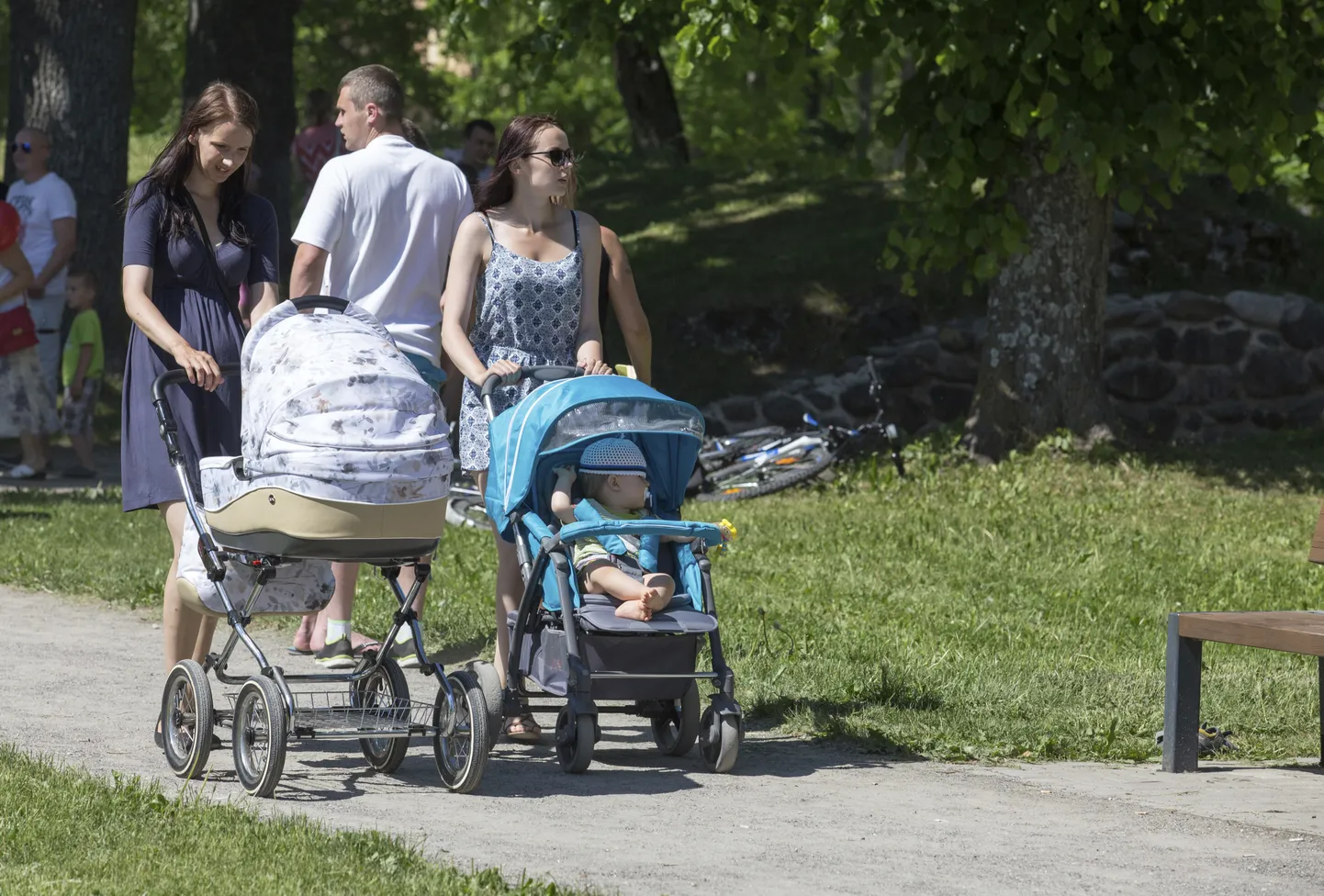 Eelmisel aastal oli kõige suurem grupp vanemahüvitise saajaid vahemikus 501–1000 eurot, kokku 13 095 inimest.