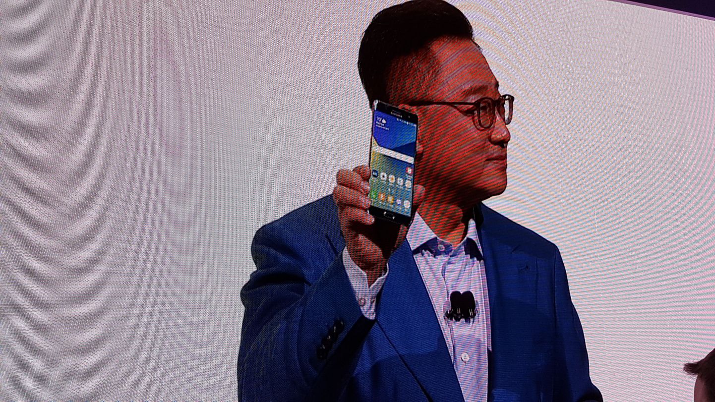 Samsung esitles Londonis uut telefoni Galaxy Note 7