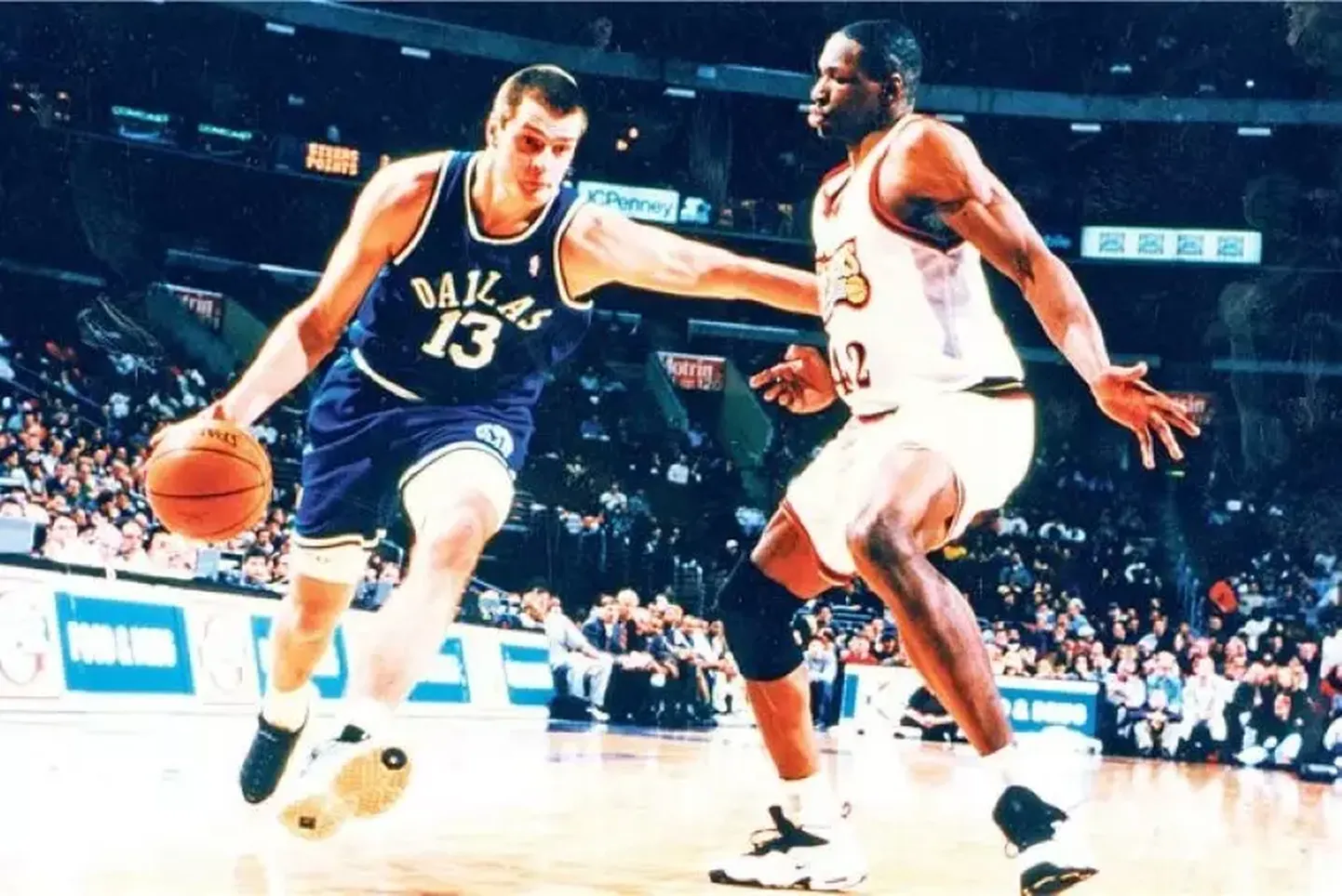 Martin Müürsepp kuulus NBA klubide ridadesse aastatel 1996–1998, enim sai ta mängida Dallas Mavericksis.
