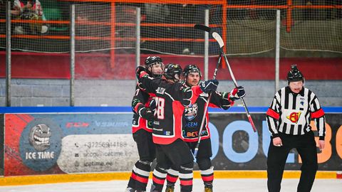 VIDEO ⟩ Ulmeline hokifinaal! Narva pööras elu ja surma mängus kaotusseisu viimase minutiga võiduks