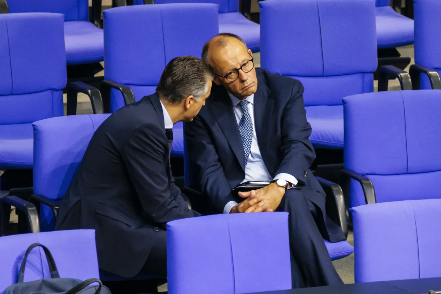 Thorsten Frei (vasakul) ja CDU esimees Friedrich Merz.