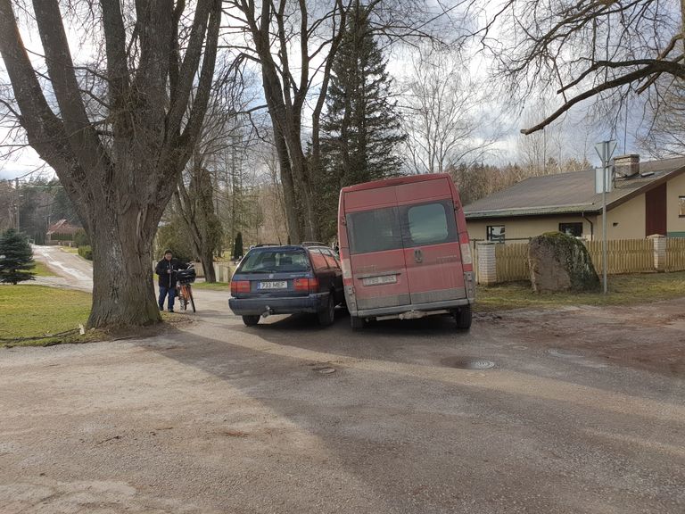 Фургон легковой автомобиль