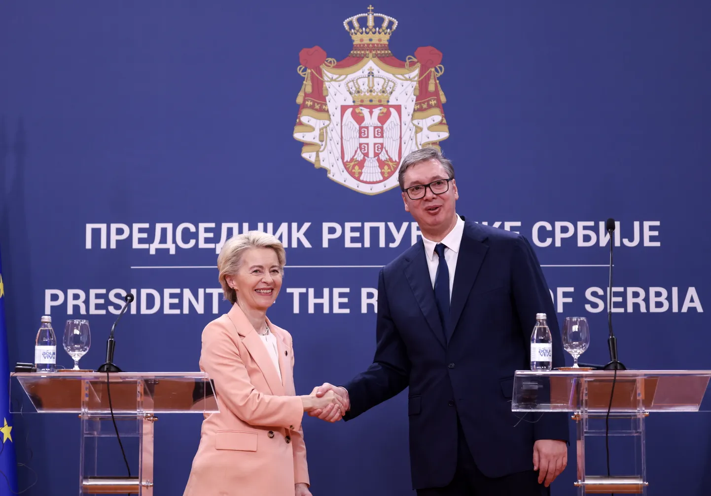 Euroopa Komisjoni president Ursula von der Leyen ja Serbia riigipea Aleksandar Vučić kohtumisel 25. oktoobril Belgradis.