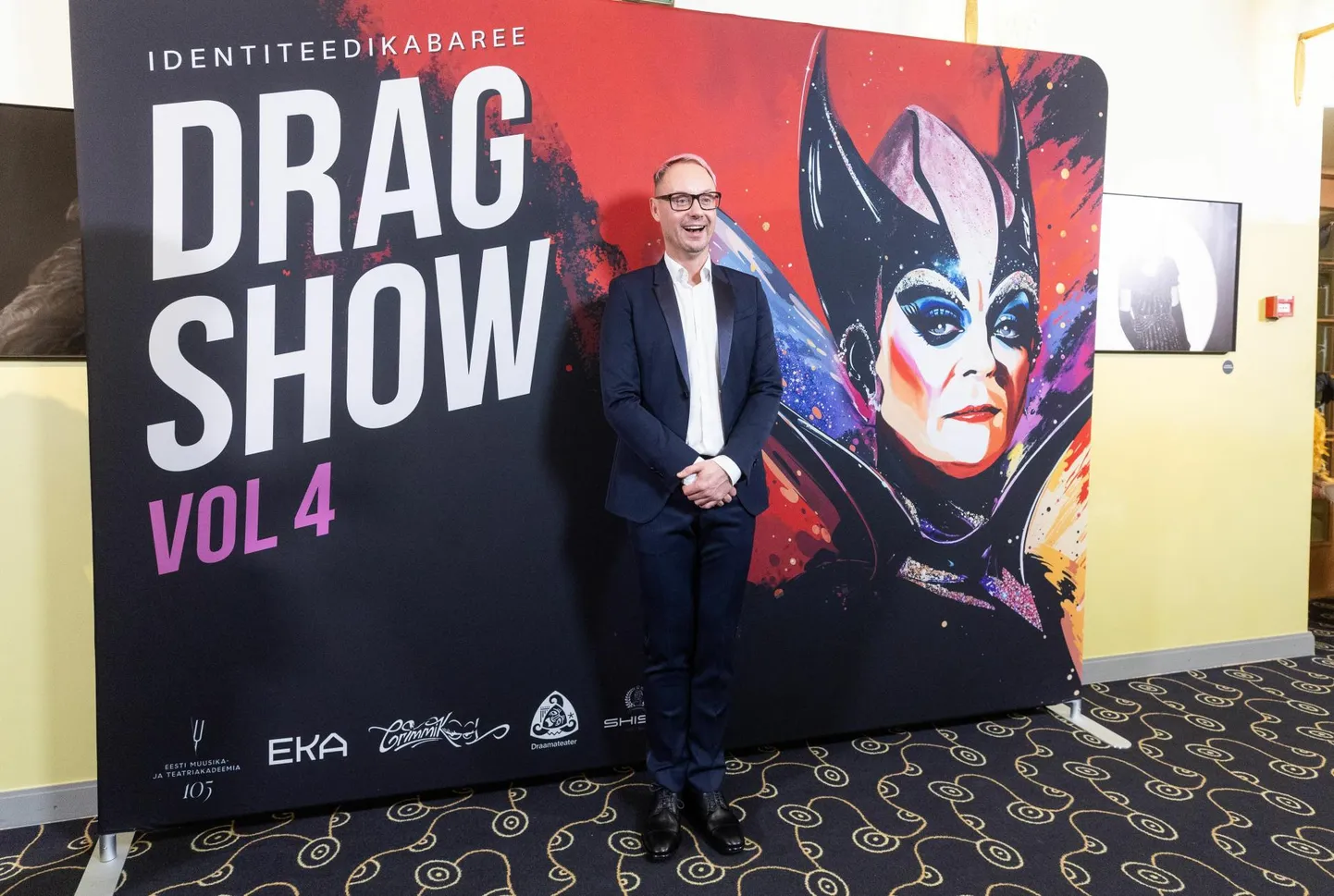 Eesti Muusika- ja Teatriakadeemia identiteedikabaree «DRAG SHOW» Draamateatris.