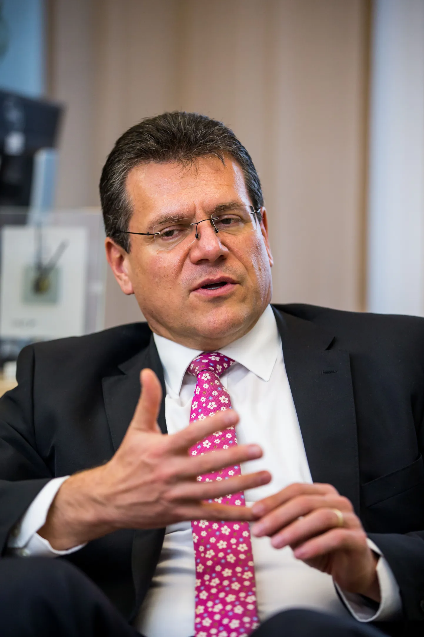 Energiavolinik Maroš Šefčovič ütles, et kui Eesti valitsus esitab märtsiks LNG terminali tasuvusuuringu, otsustab komisjon paari kuu jooksul terminali rahastamise.