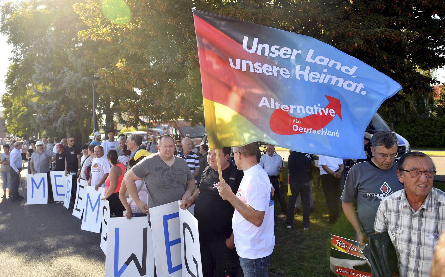 Saksa parempopulistlik partei AfD tahab lisaks piiride sulgemisele ka Vene-vastaste sanktsioonide lõpetamist.