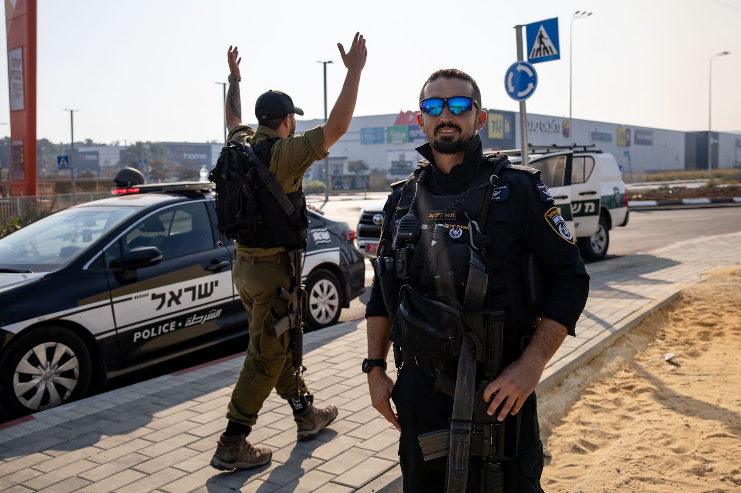An Estonian-Israeli dual citizen died during Hamas-led terrorist attacks in Israel near the Gaza Strip over the weekend. A military checkpoint at the entrance to the city of Ashkelon near Gaza on October 11, 2023.