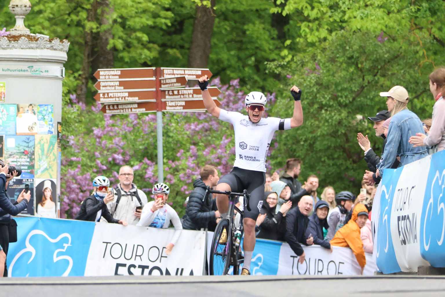 Madis Mihkels triumfeeris Tour of Estonia Tallinn-Tartu etapil.