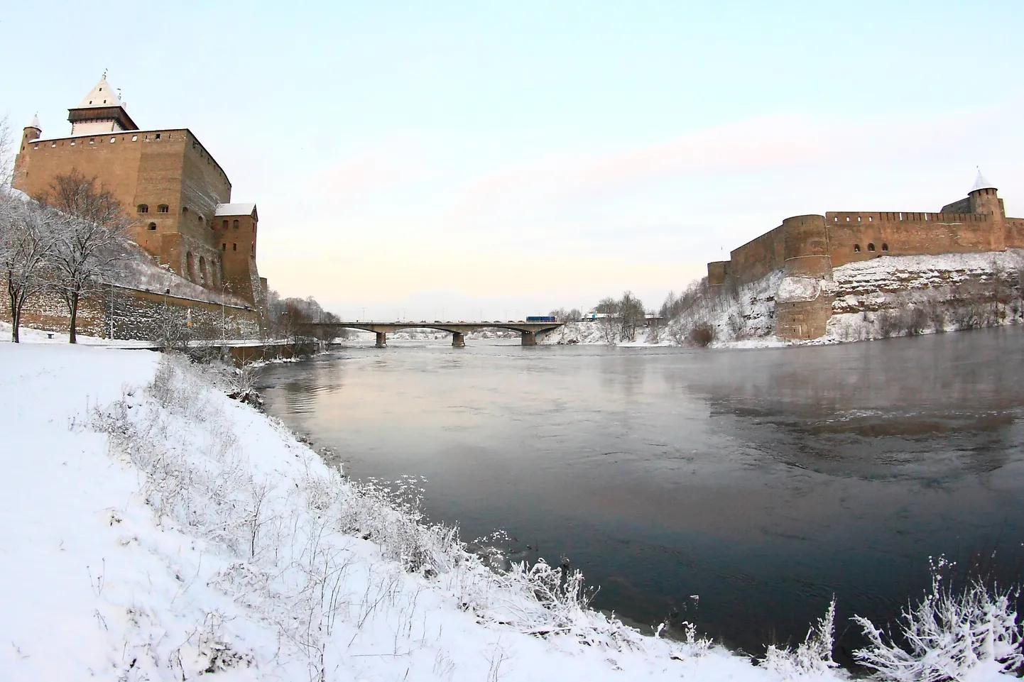 Narva jõgi.