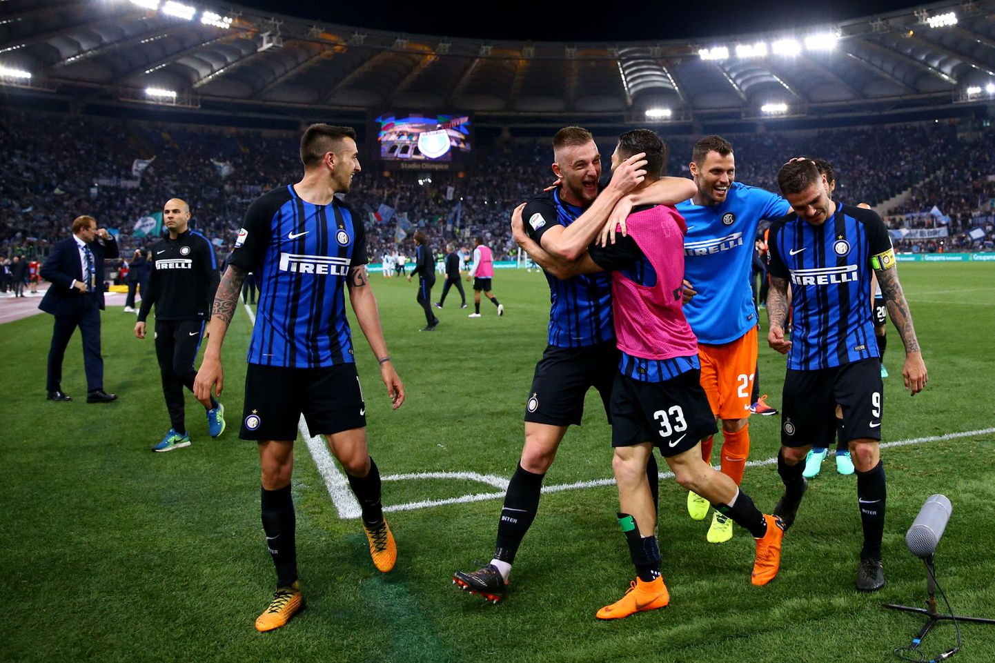 Миланский "Интер" в первый раз за шесть лет пробился в Лигу чемпионов