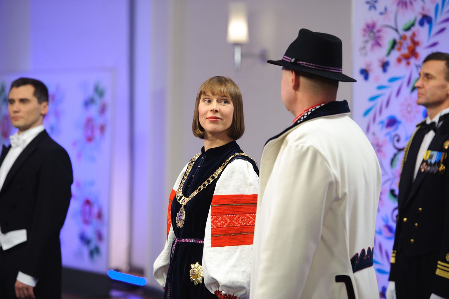 President Kersti Kaljulaid ja Georgi-Rene Maksimovski.