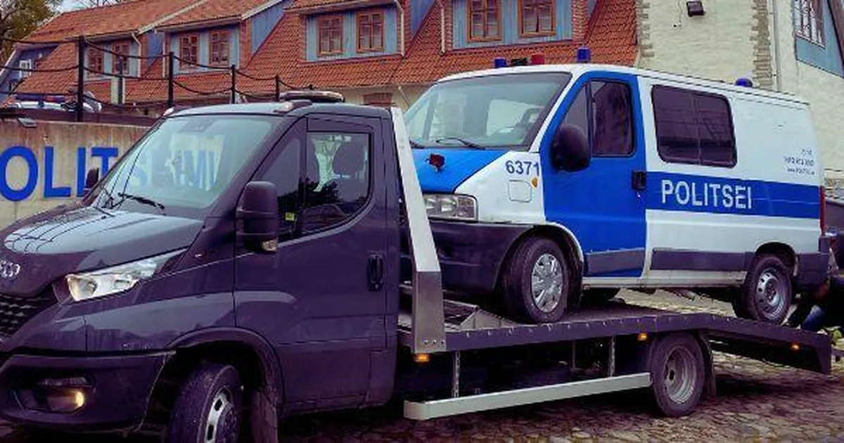 Politseimuuseumi patrullbuss suundus päästeametnike väljaõppesse