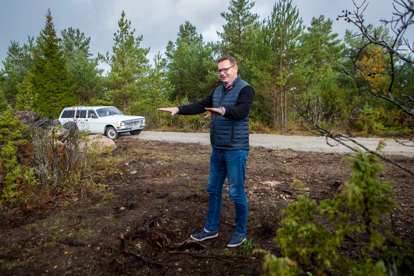 MAAKLER LAURI KOLK tõdeb, et Muhumaa väärtus aina kasvab just selle asukoha tõttu: “Sõidad praamiga üle Suure väina ja oledki kohal.”