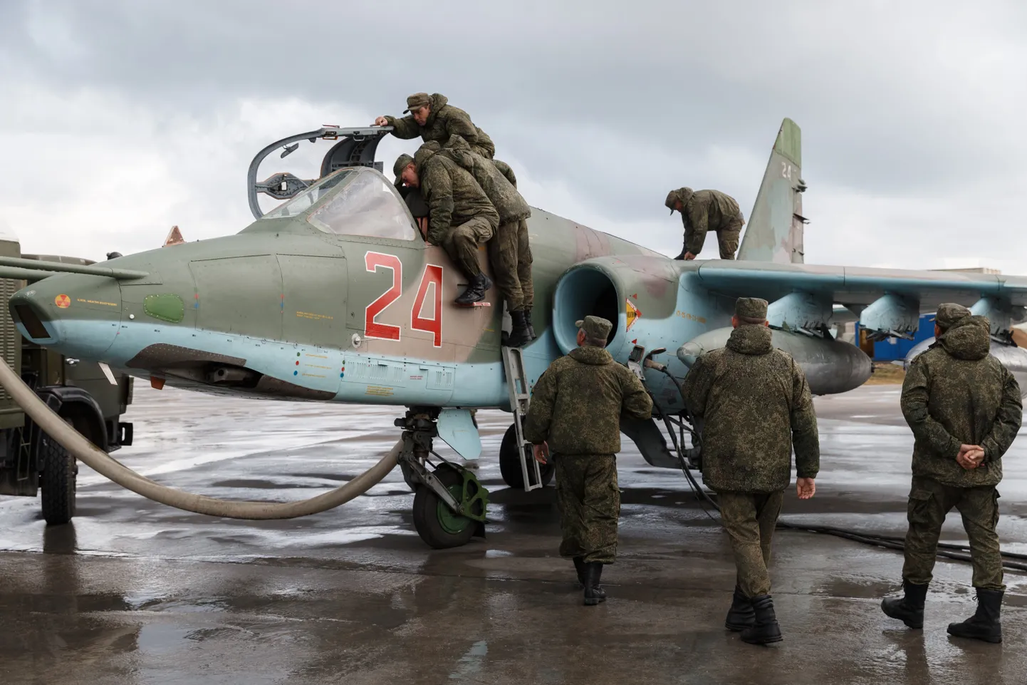 Vene sõjaväelased ja tehnikud Hmeimimi õhuväebaasis Süürias.