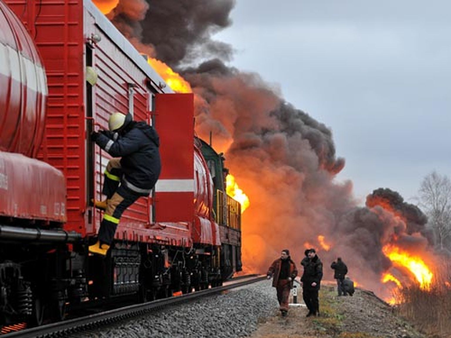 пожарный поезд фото