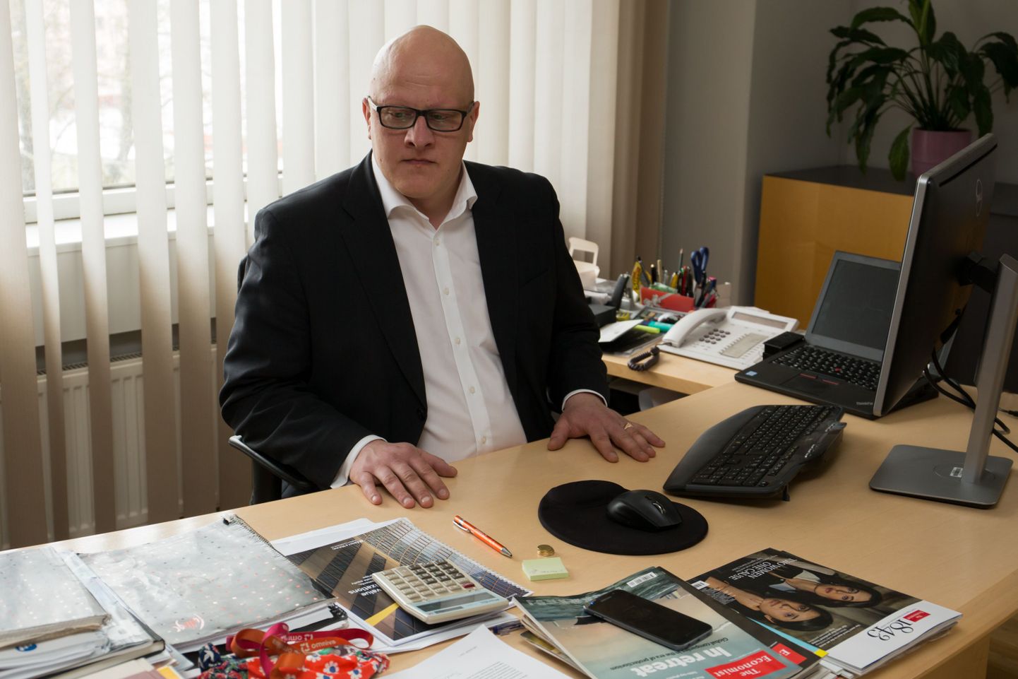 Varasamalt 10 aastat Eesti Posti juhtinud Aavo Kärmas on nüüd Enefit Taastuvenergia juht.