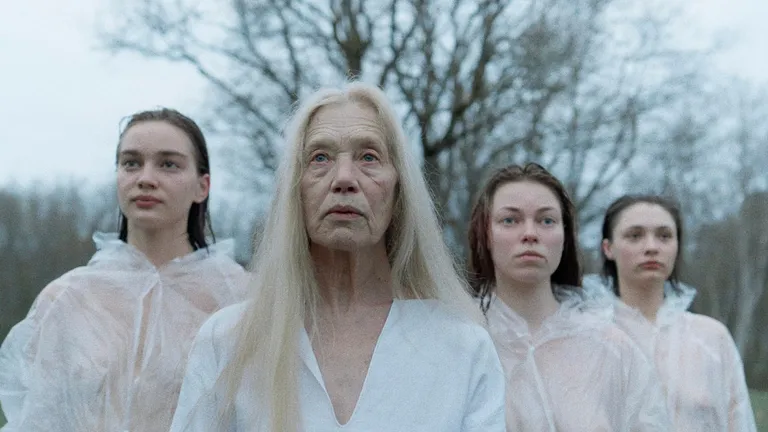 Kadrs no Uģa Oltes mūzikas filmas "Tesa Man".
