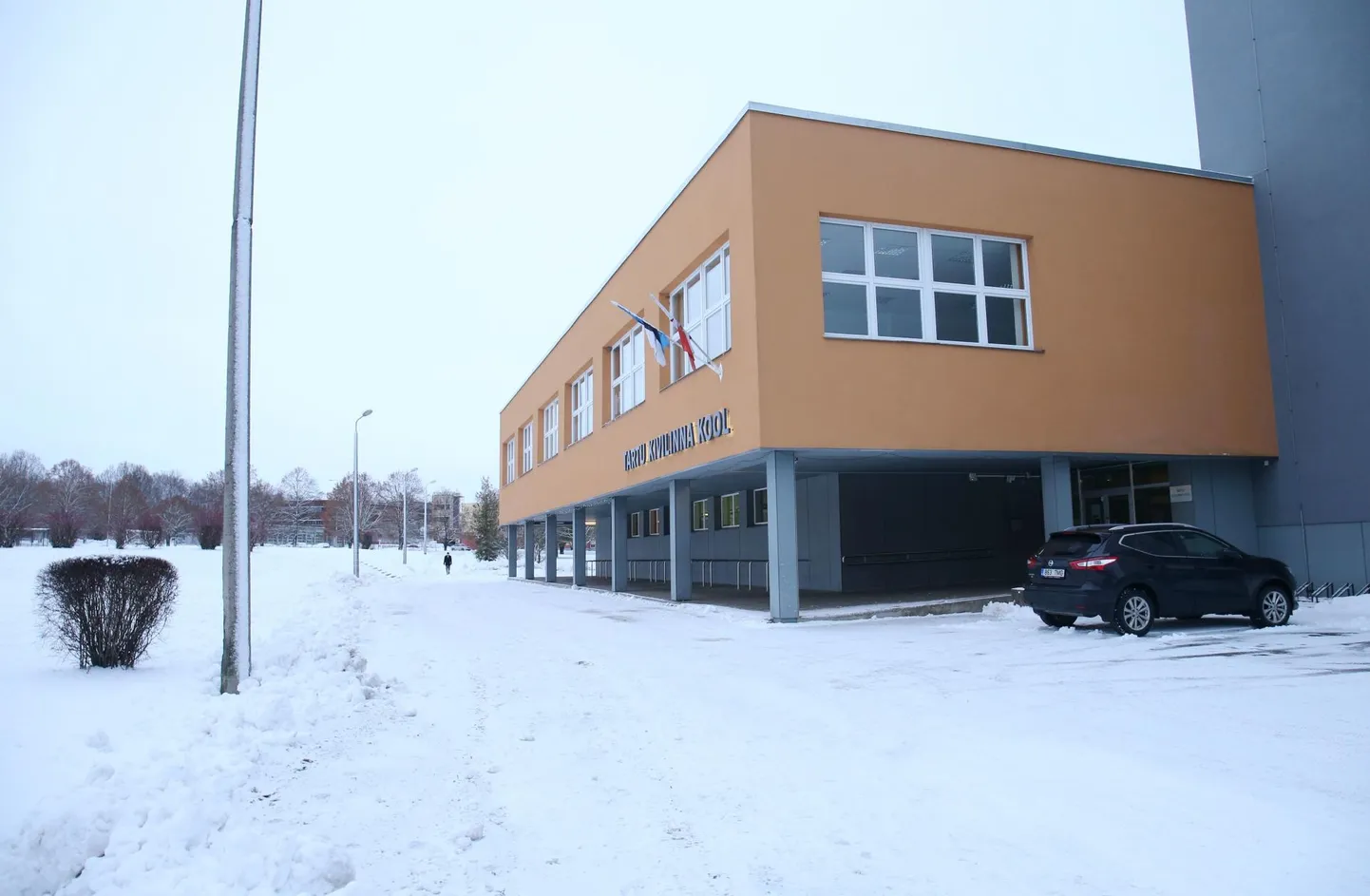 Tänasest algab uus veerand kontaktõppes ligikaudu pooltel õpilastel. Nakatumisnäitajatest sõltuv uus otsus tehakse neljapäeval.