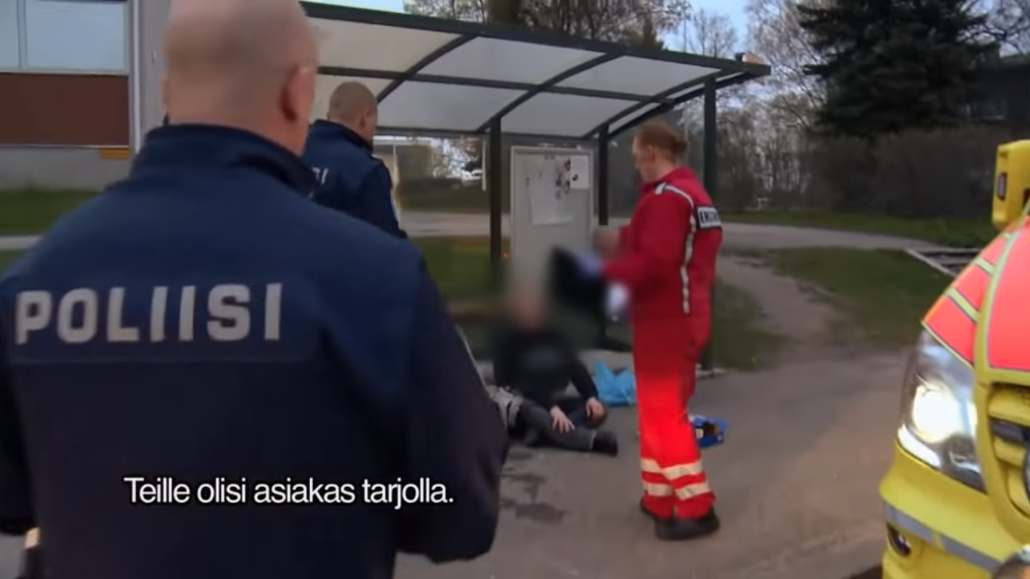 Internetis kogub tuntust video, kus Soome politsei venelasi kantseldab.