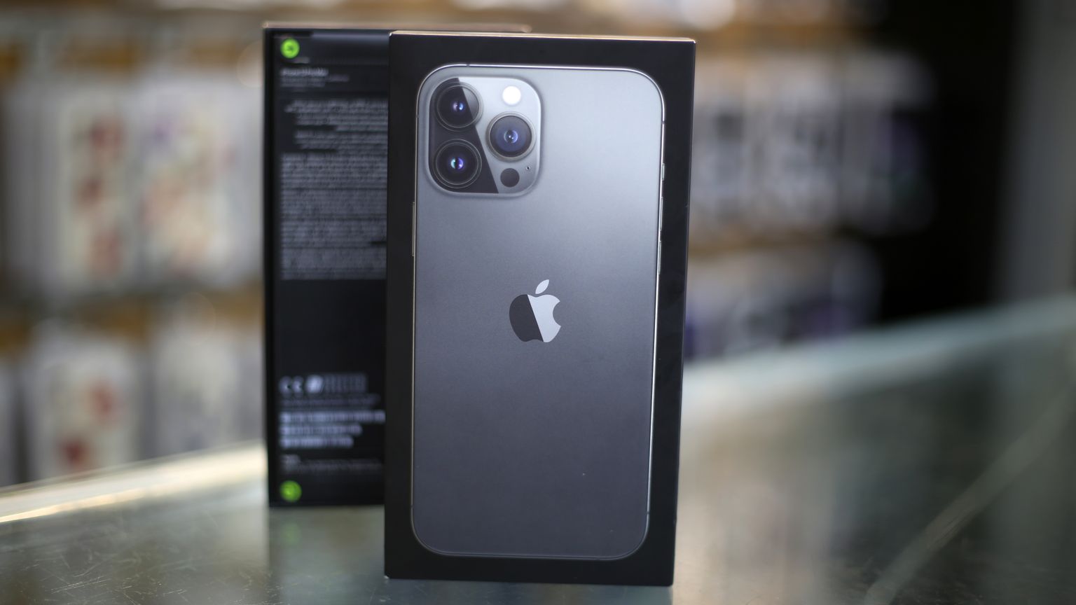 iPhone 13 Pro Max poeletil Palestiinas Gaza linnas 28. septembril 2021.