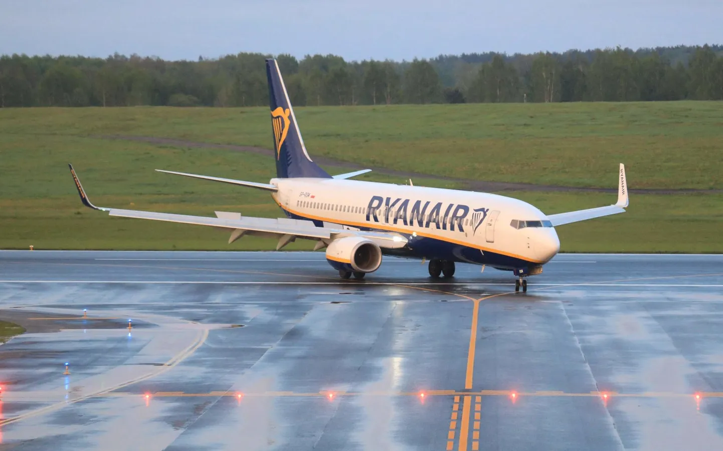 Принудительно посаженный в Минске самолет Ryanair, направлявшийся из Афин в Вильнюс.