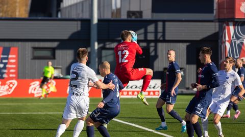 Vähemuses Linnameeskond tõusis kolmandaks