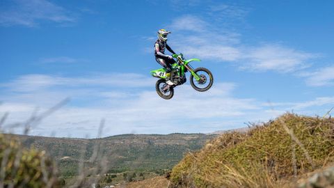 Latvijas motokrosa braucēji labāko desmitniekā MXGP un MX2 kvalifikācijā