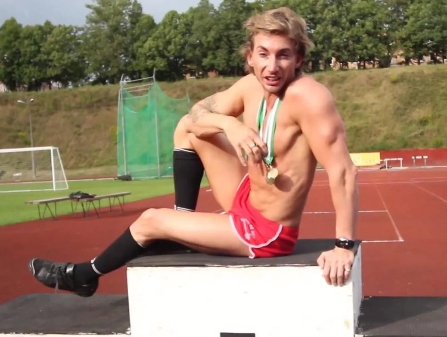 Marko Tasane ehk Strippar Marco videos «Spordipäev»