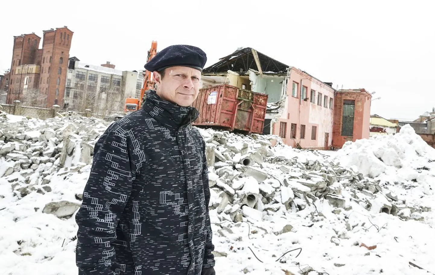 Kreenholmi kinnisvara haldava Narva Gate OÜ tegevdirektor Jaanus Mikk nendib, et manufaktuuri endisele territooriumile luuakse uus tõmbekeskus, mis võiks ligi meelitada väga erinevaid inimesi. Lõviosale narvalastest sinna korteri soetamine ilmselt siiski taskukohane pole.