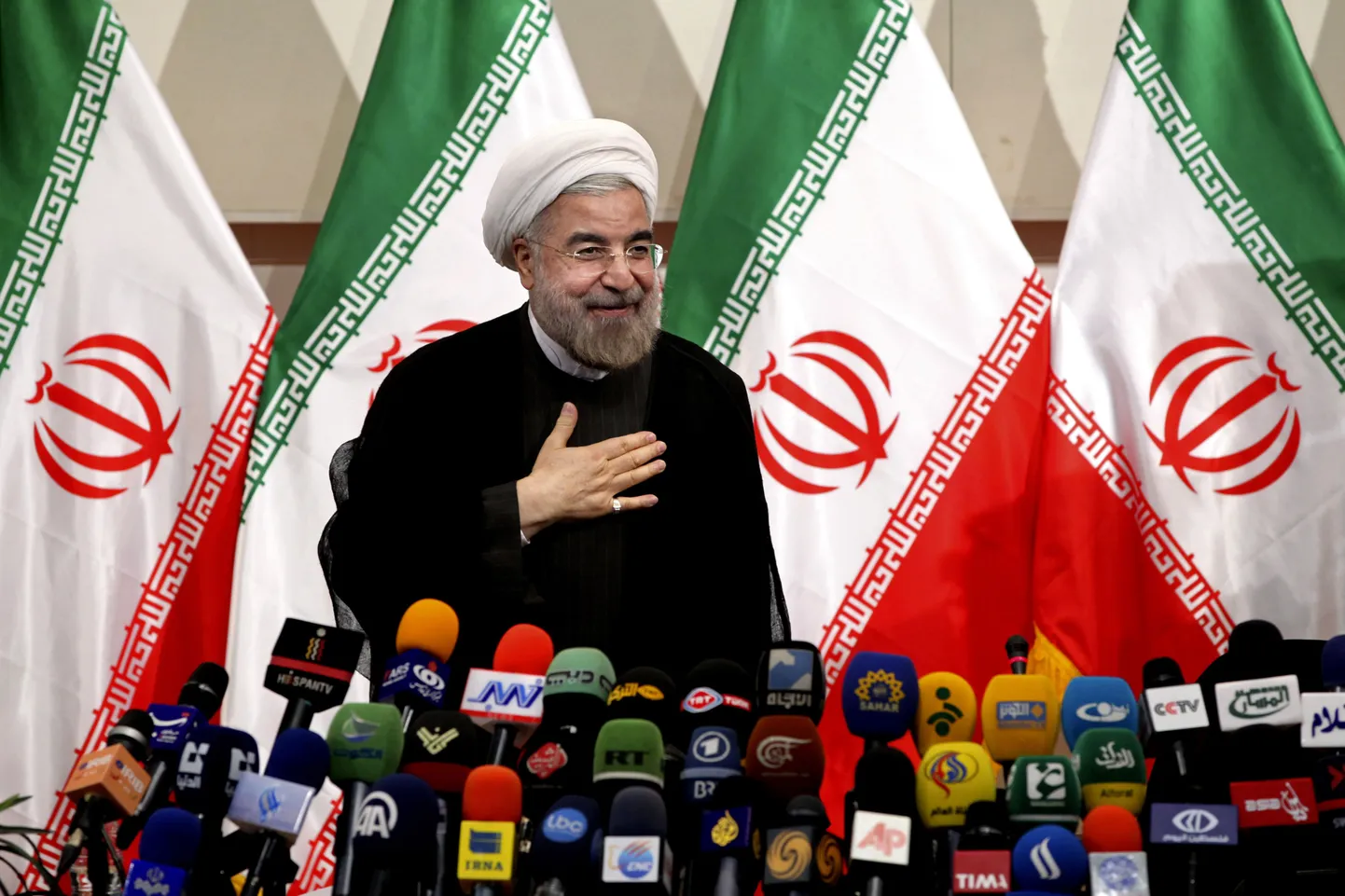 Iraani uueks presidendiks valitud Hassan Rouhani