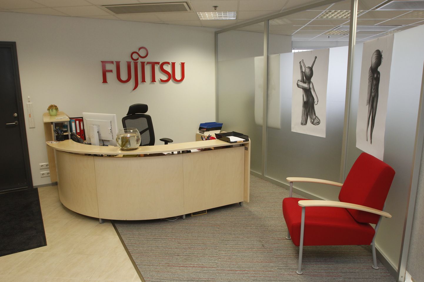 Fujitsu kontor.