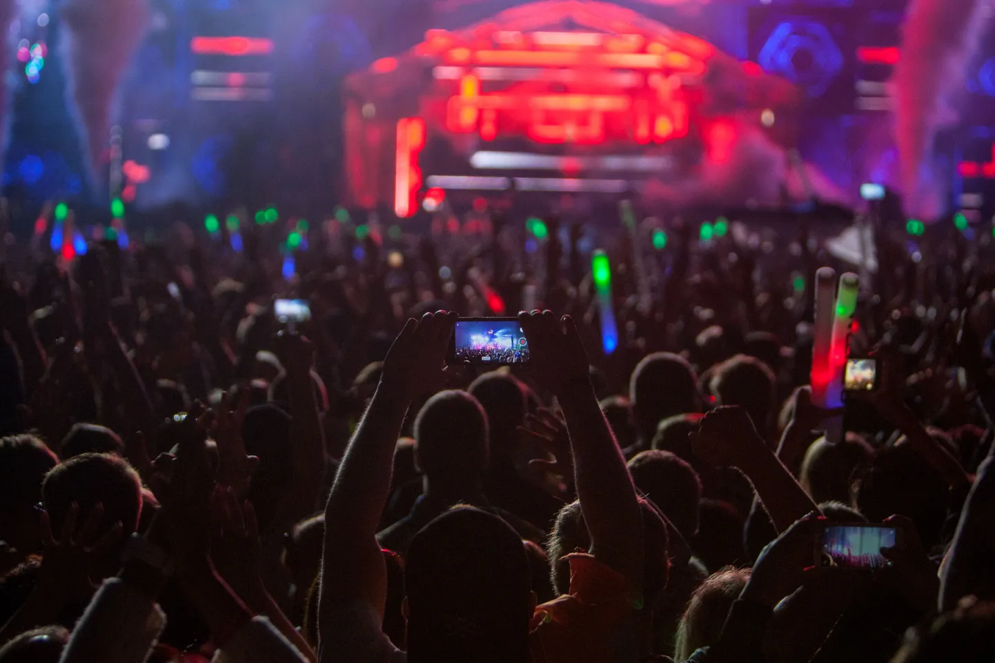 Weekend Festival.
