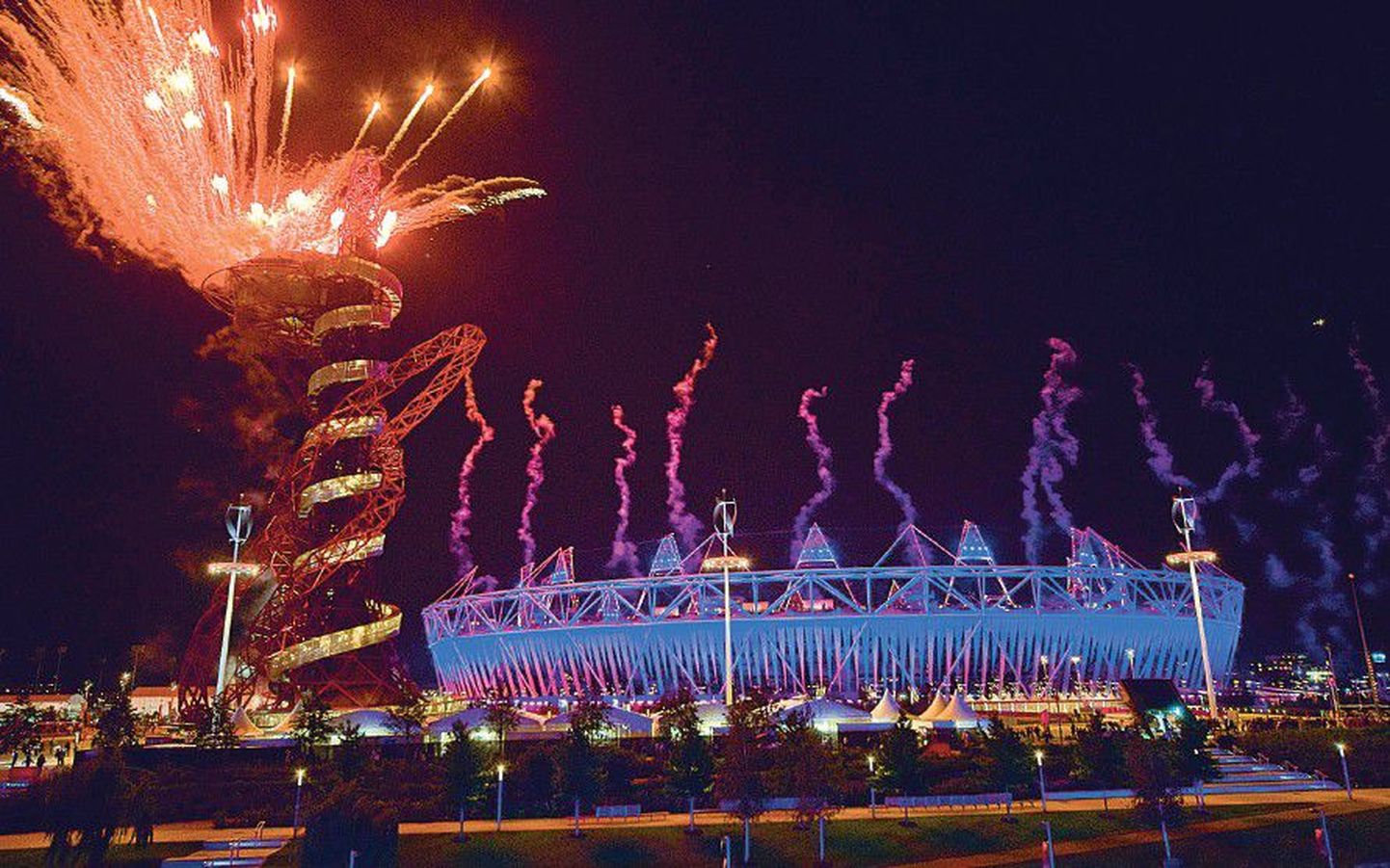 Londoni olümpiamängude reedene avatseremoonia tõi telerite ette miljoneid spordihuvilisi.