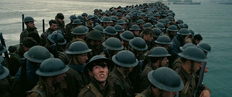 Noored sõdurid filmis «Dunkirk».