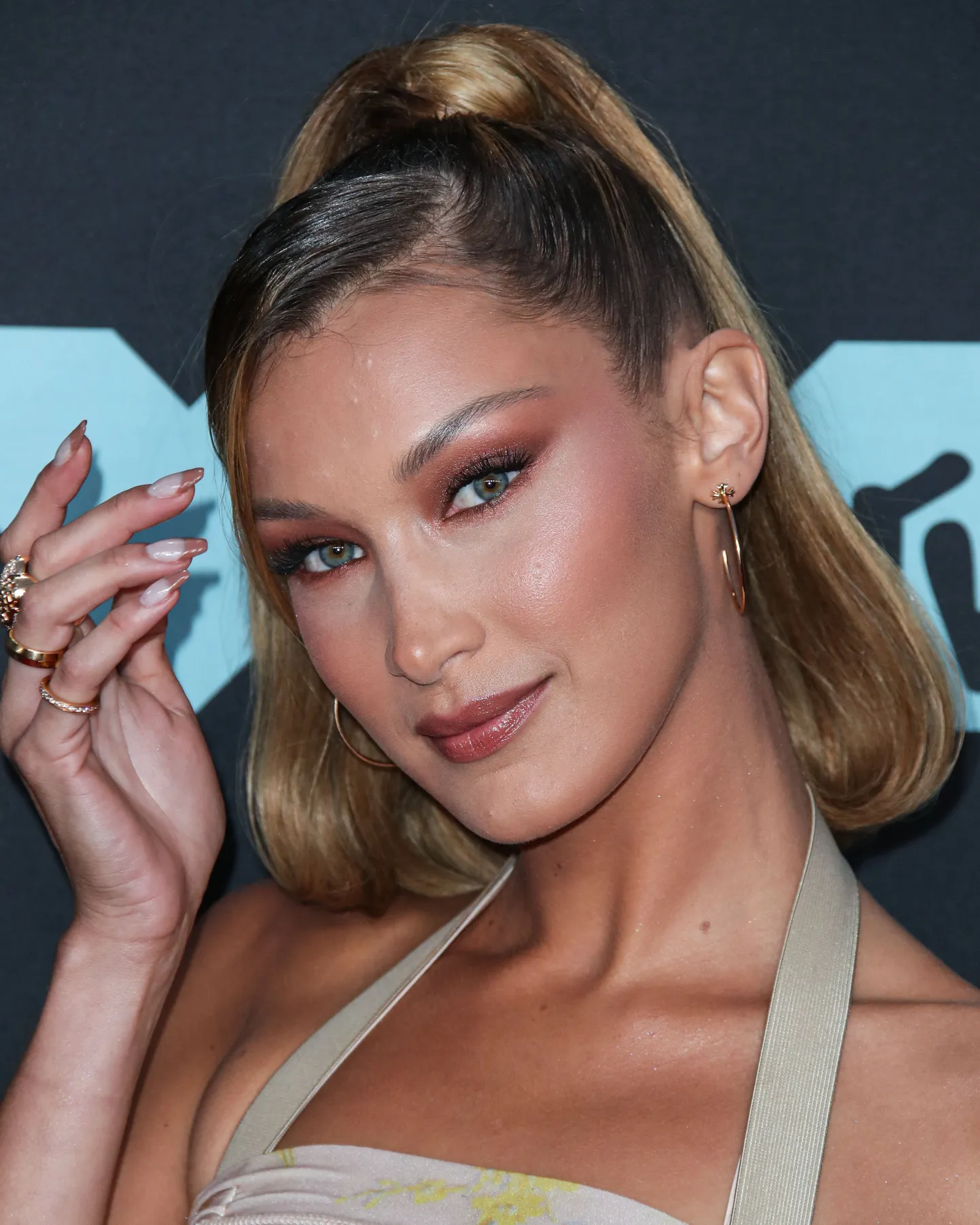 Bella Hadid