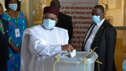 Miiniplahvatuses hukkus seitse Nigeri valimisametnikku