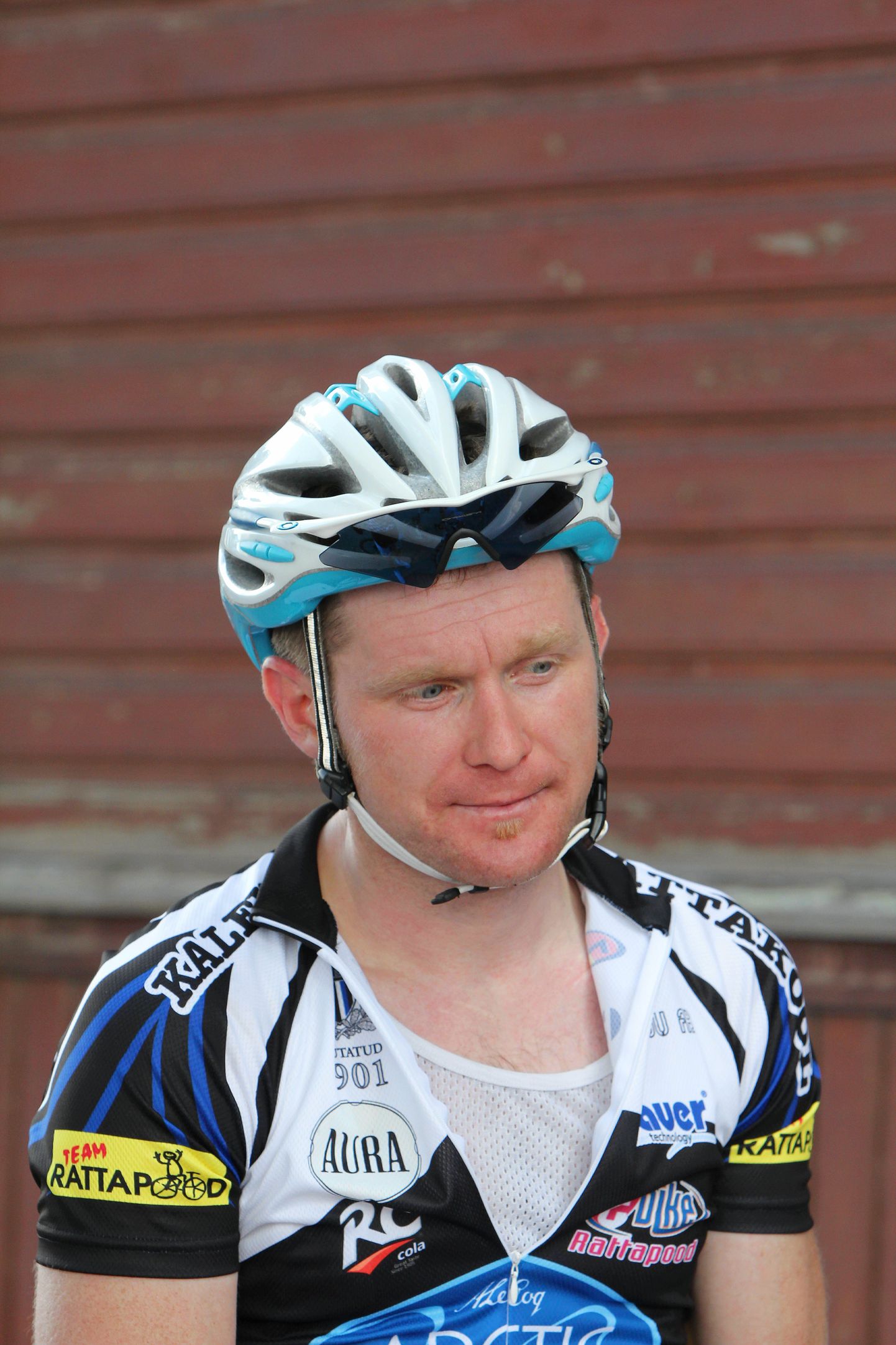 Erinevate äridega raskustesse sattunud Janek Tombak on Eestit esindanud ka olümpiamängudel.