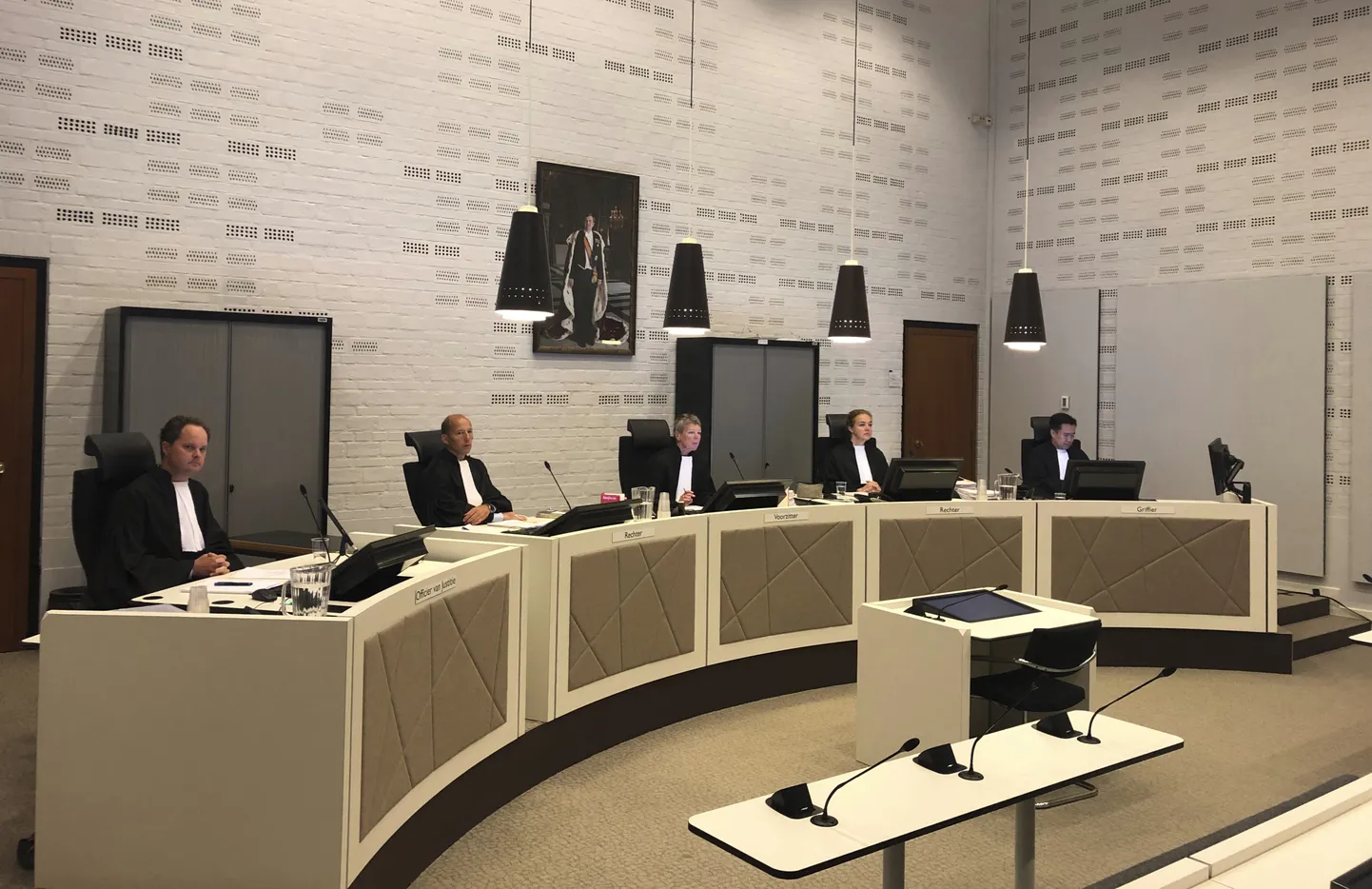 Kohtuistung 26. augustil, kus arutati 74-aastase dementse naise halastussurma arsti käe läbi.