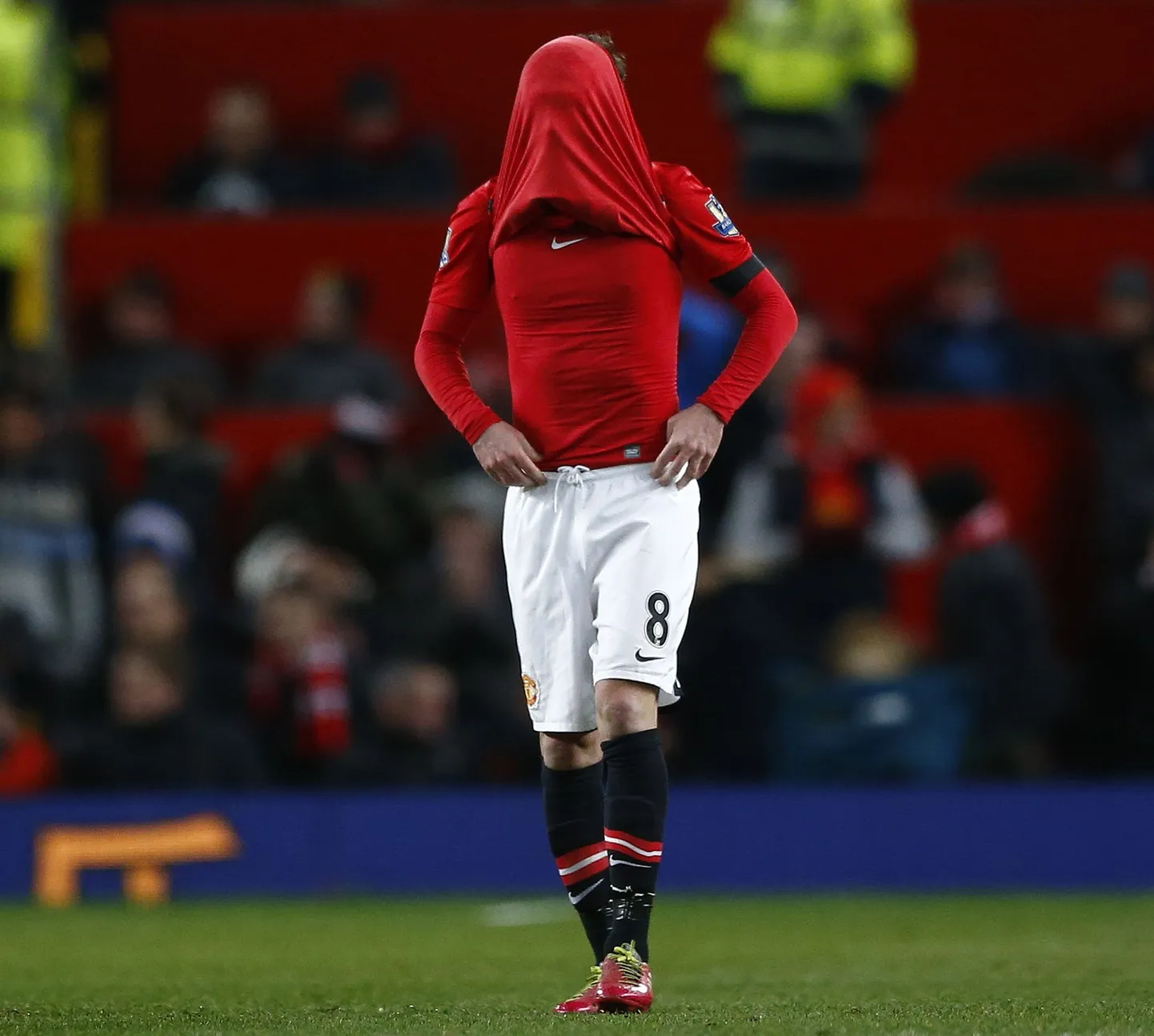 Pettunud Juan Mata.